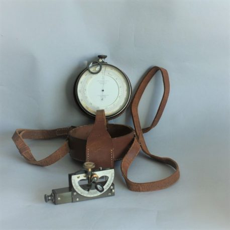 TH118 Barometer & Altimeter with Clinometer