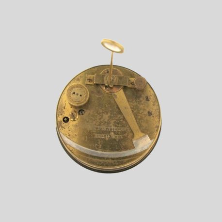 TH121 Brass Cased Sextant (2)