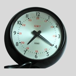 Vintage Gents Electric Wall Clock